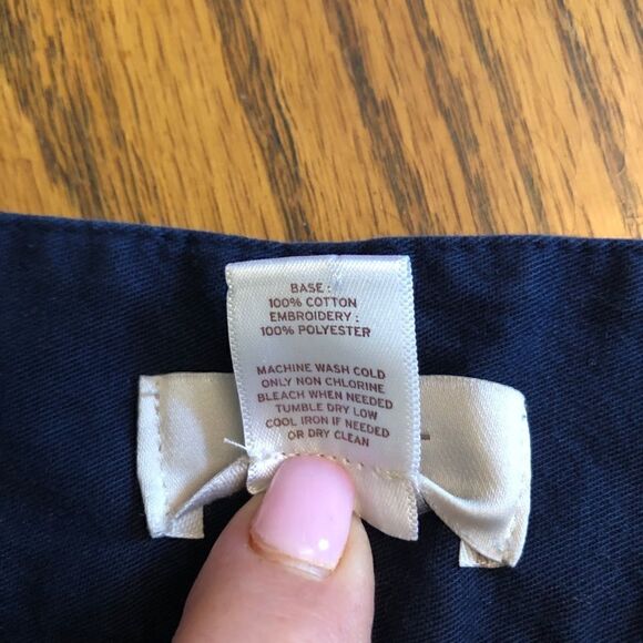 Loft embroidery accented women’s navy shorts size 4 - Picture 6 of 7